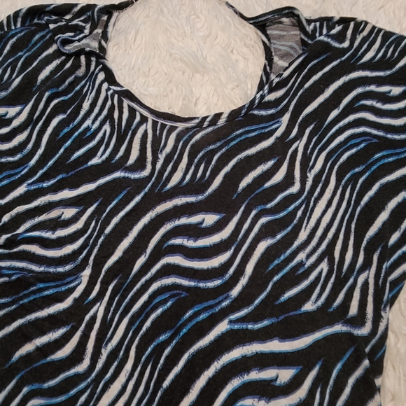 Blue black zebra top - Picture 5 of 7